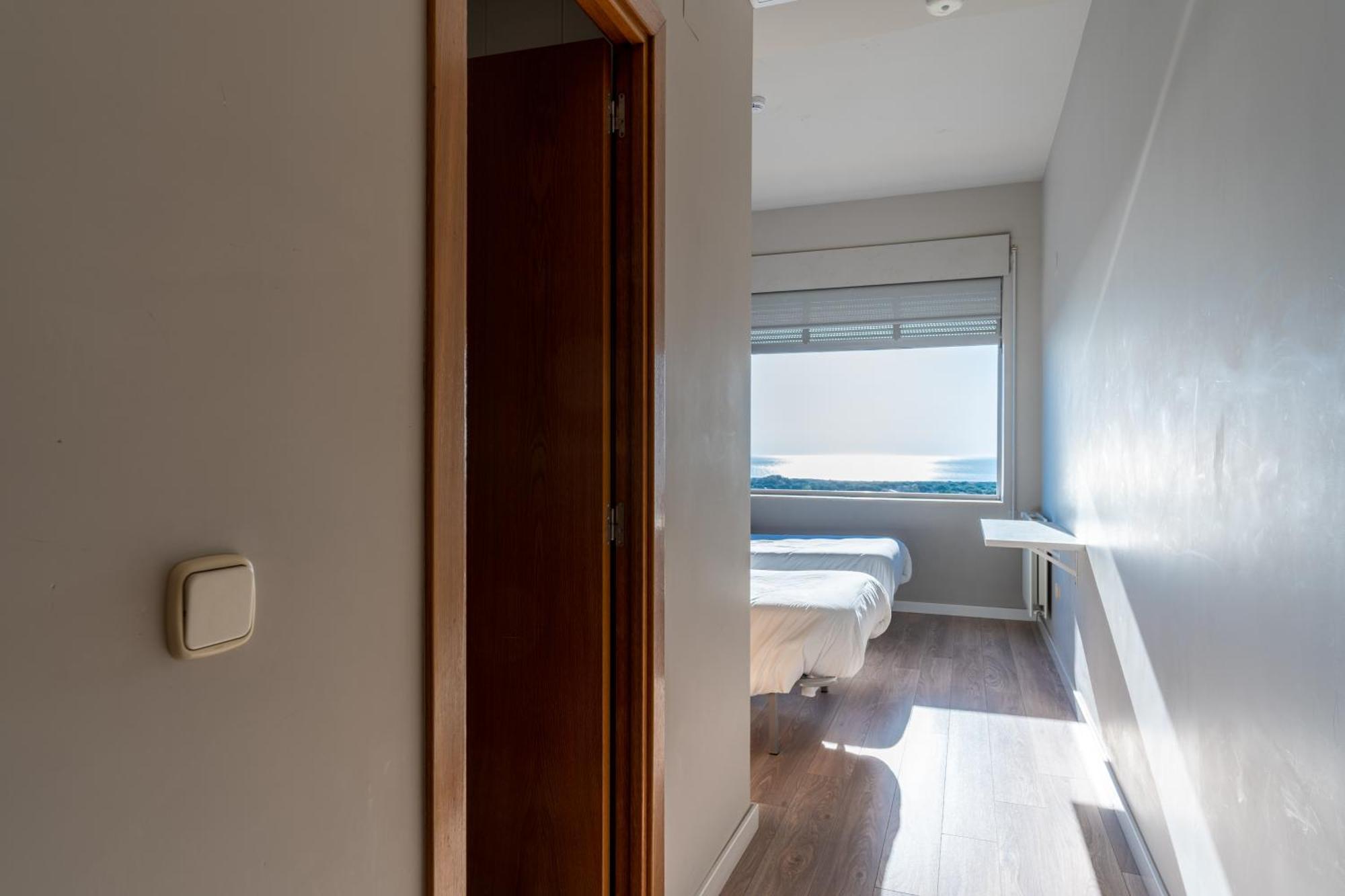 Costablanca Explore Hostel Sports & Events La Mariña Екстериор снимка