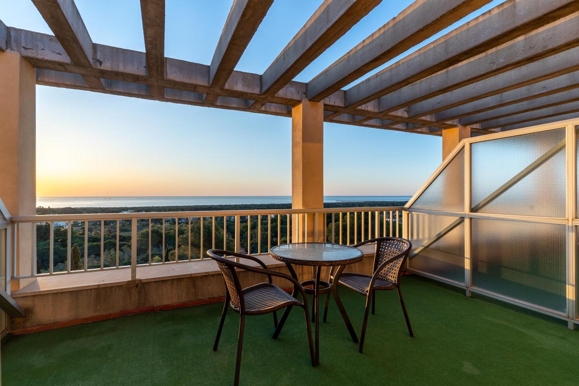 Costablanca Explore Hostel Sports & Events La Mariña Екстериор снимка
