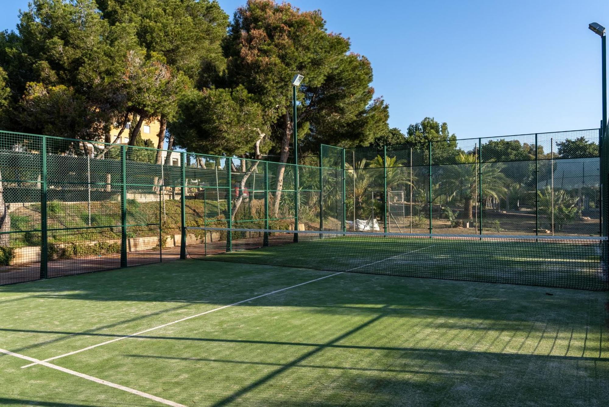 Costablanca Explore Hostel Sports & Events La Mariña Екстериор снимка