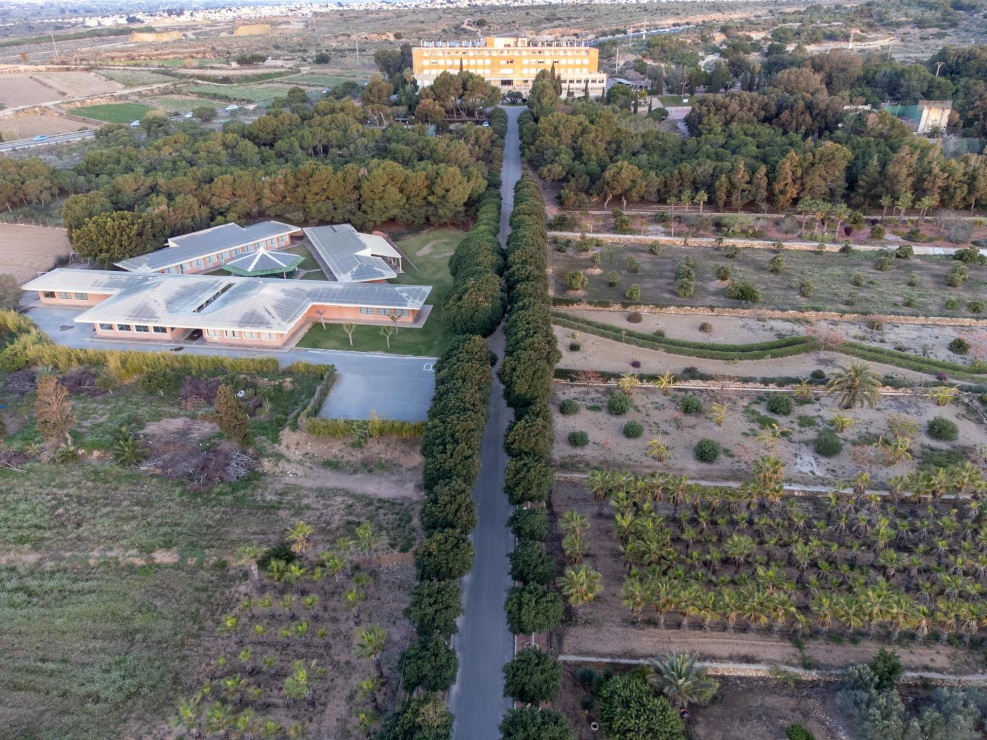 Costablanca Explore Hostel Sports & Events La Mariña Екстериор снимка