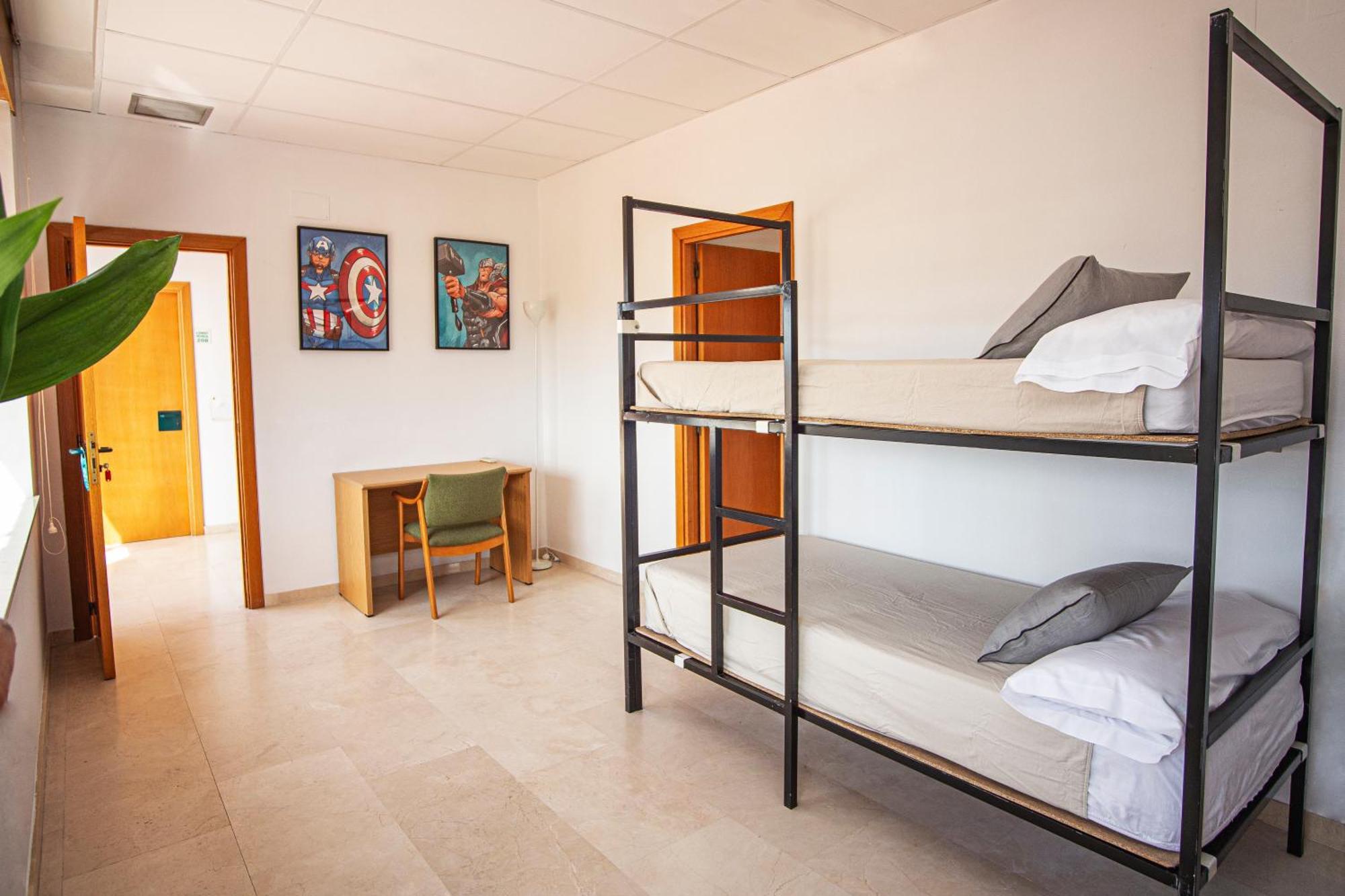 Costablanca Explore Hostel Sports & Events La Mariña Екстериор снимка
